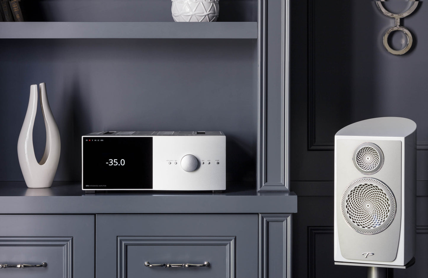 Anthem STR Stereo Amplifier
