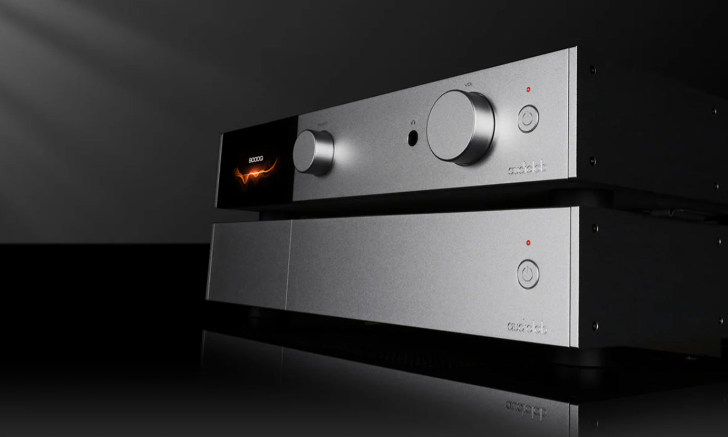 Audiolab 9000Q/9000P Pre-Power Combo