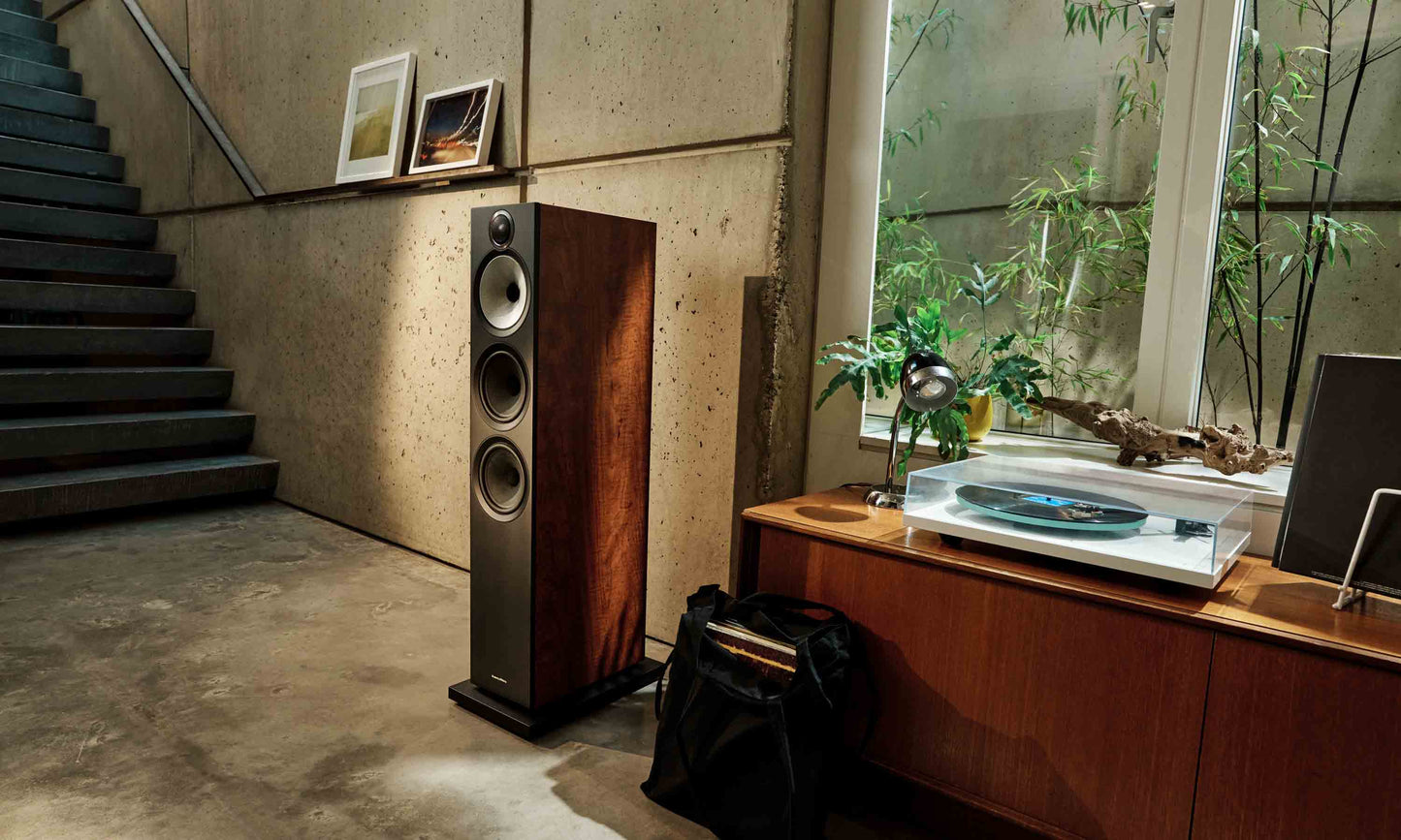 Bowers & Wilkins 603 S3 Speakers