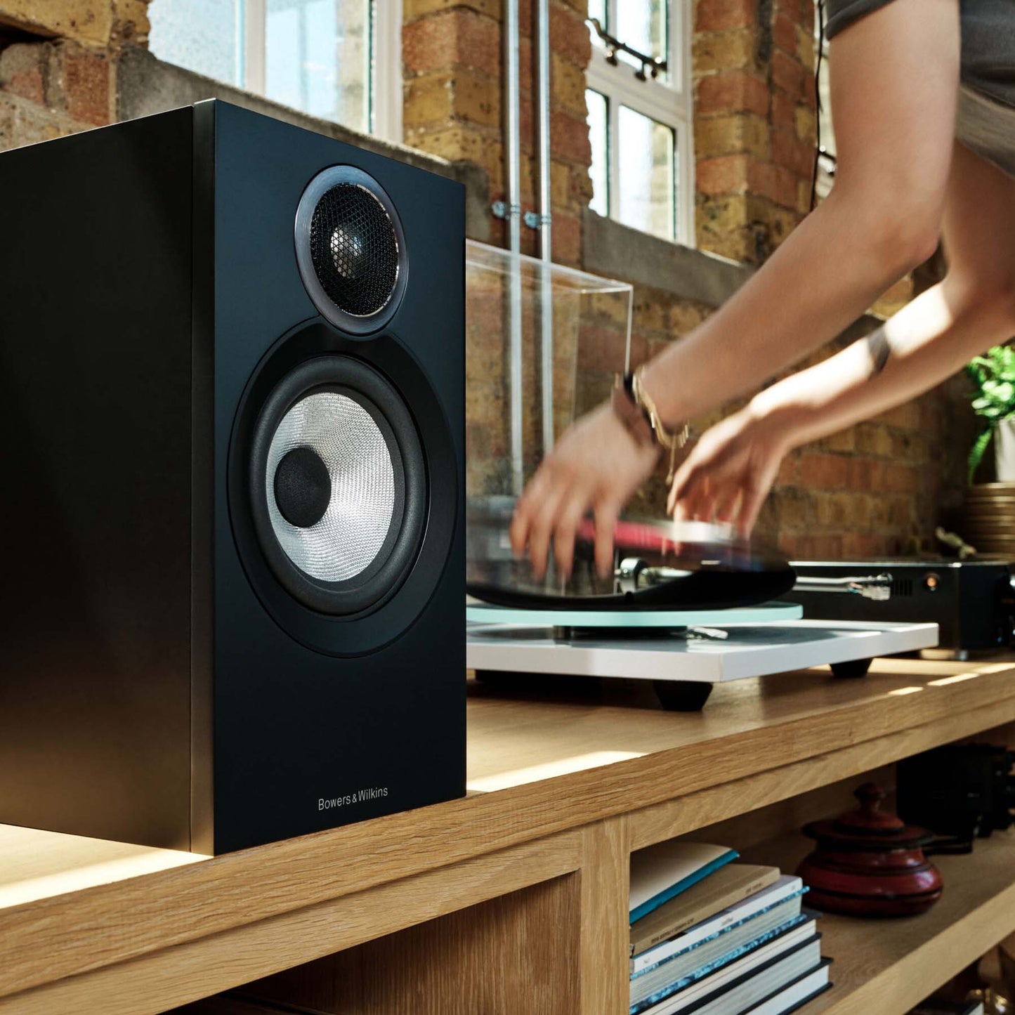 Bowers & Wilkins 607 S3 Speakers