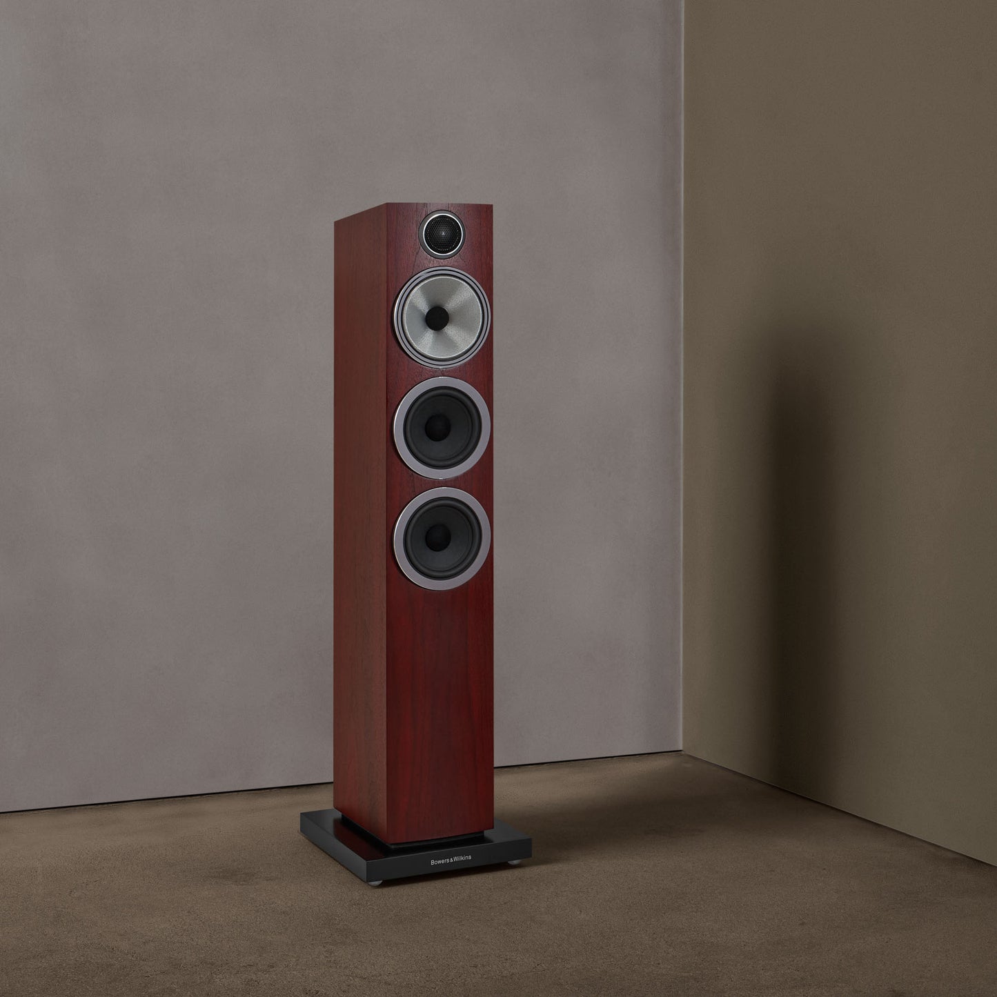 Bowers & Wilkins 704 S3 Speakers