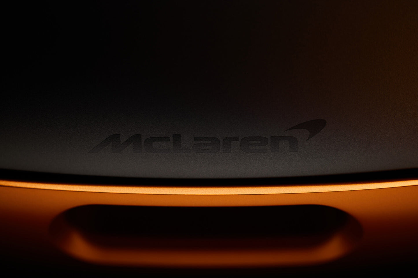 B&W Zeppelin McLaren Edition Streaming System
