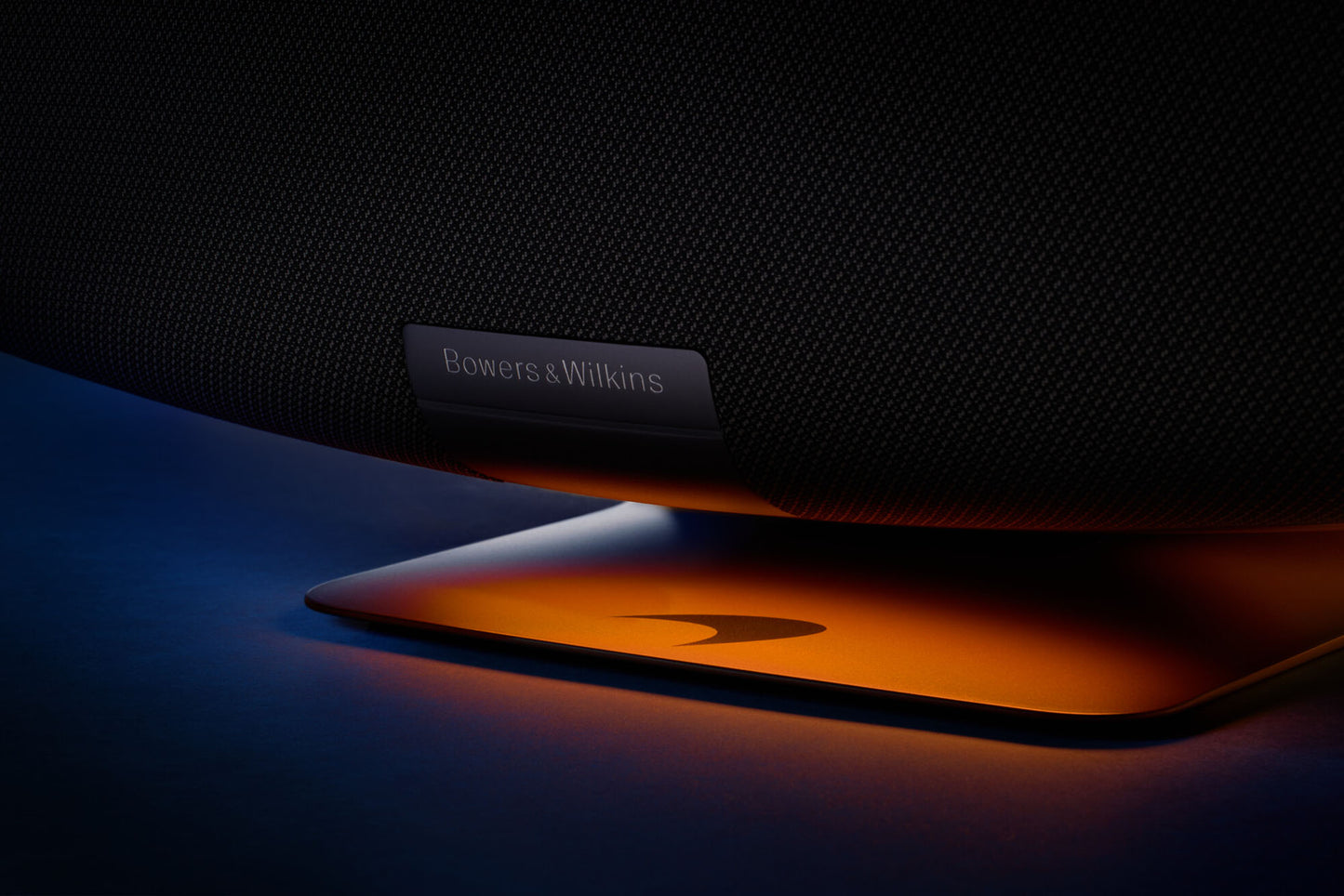 B&W Zeppelin McLaren Edition Streaming System