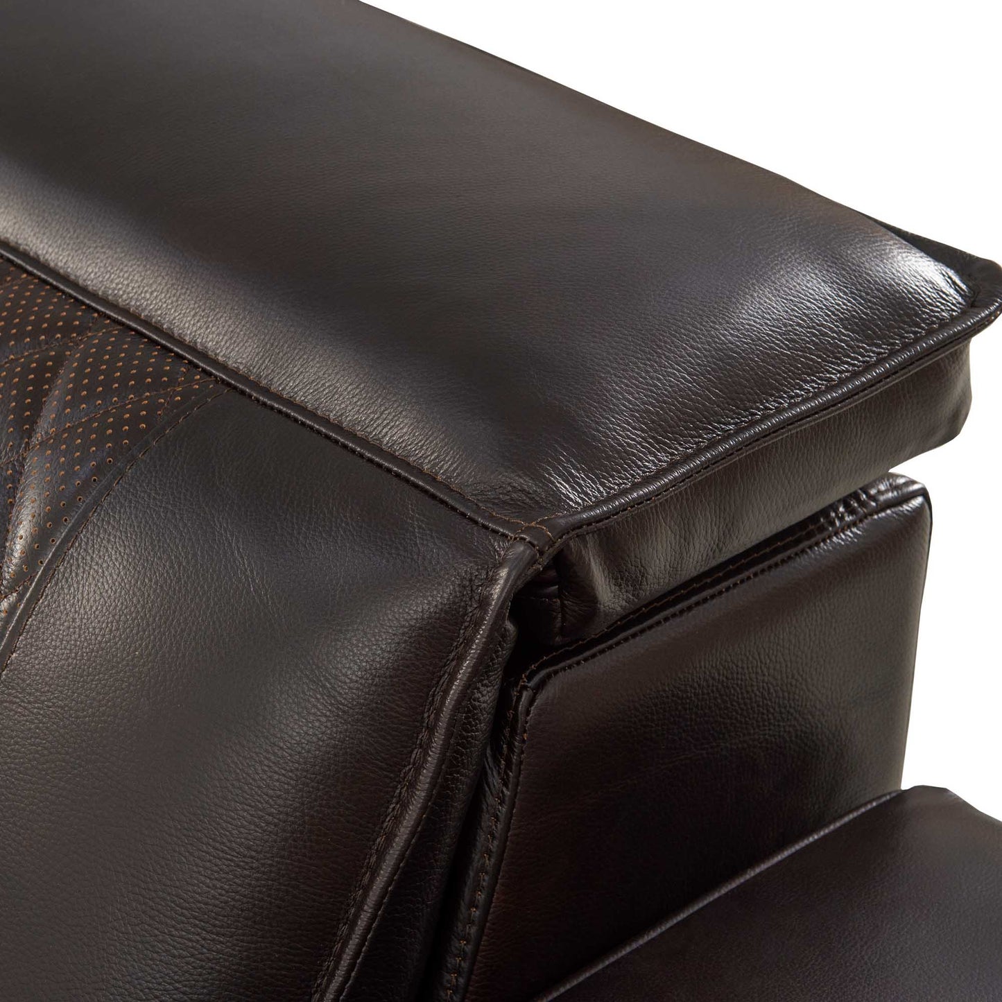 Cogworks Baron Diamond Cinema Chairs Brown Leather - Close up of Leather