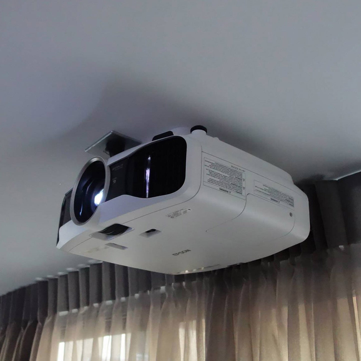 Epson ELPMB30 Low Profile Projector Ceiling Mount (Projector Not Included)