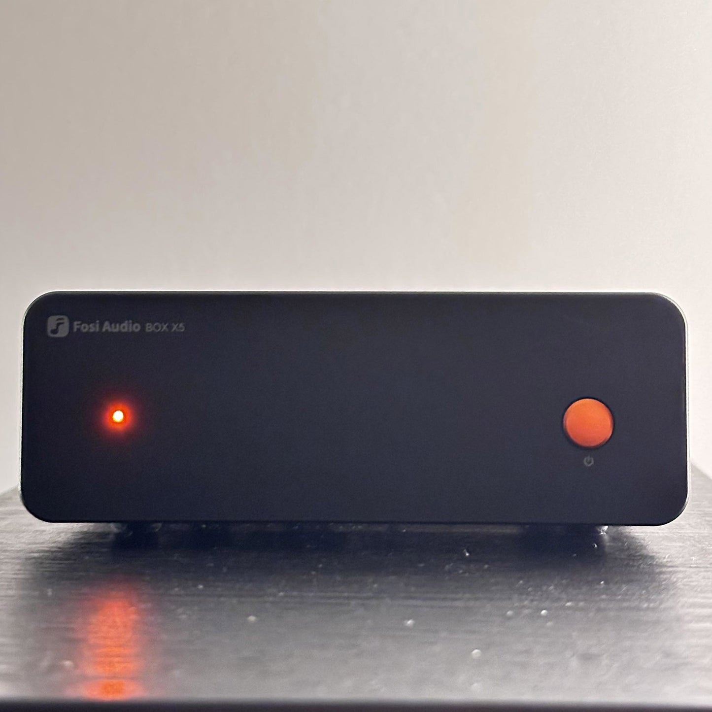 Front of Fosi Audio Box X5 Phono Preamplifier