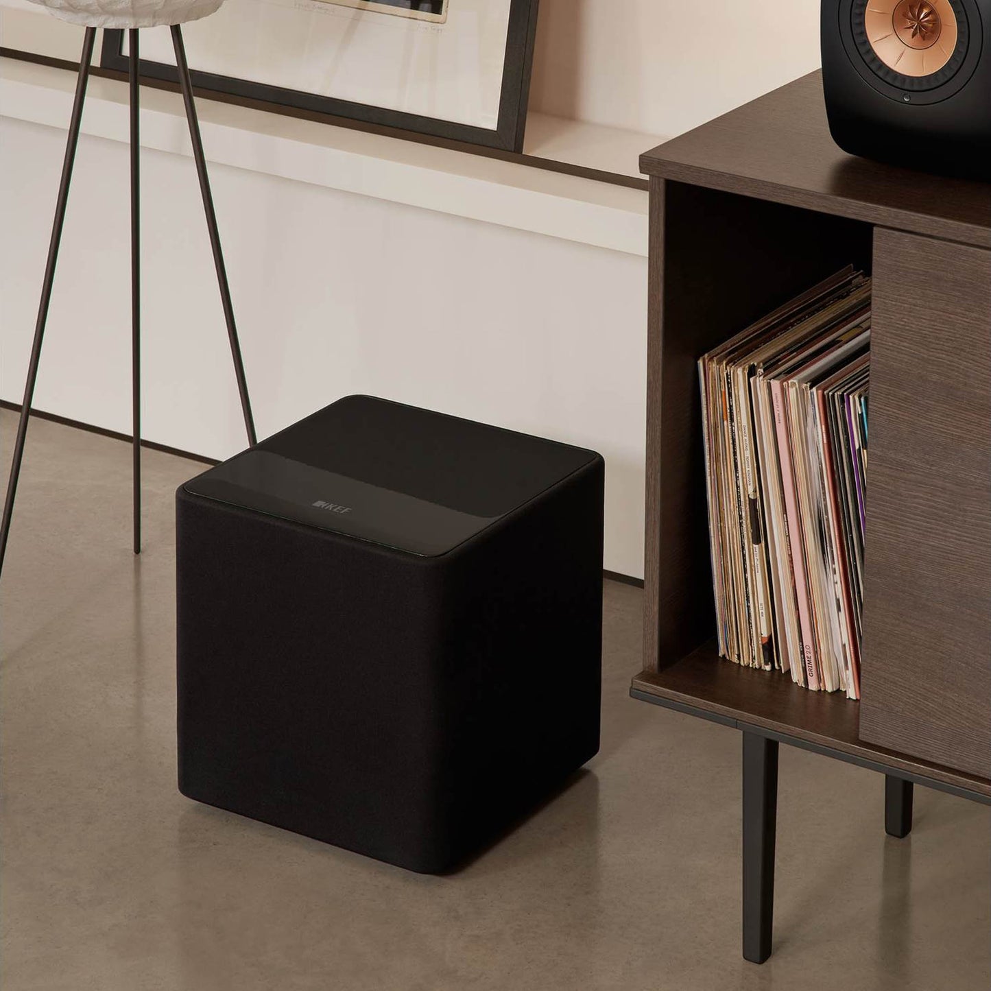 KEF Kube 10 MIE Subwoofer - iBX Intelligent Bass Extension to Dynamically Extend Bass Depth