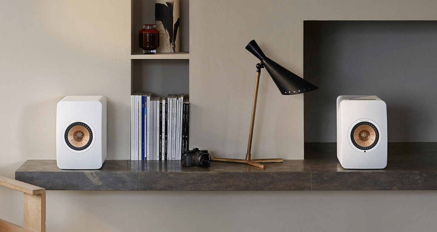 KEF LS50 Wireless II + S2 Stands