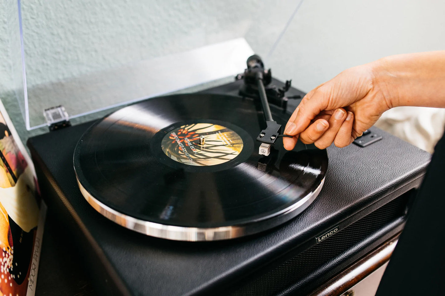 Lenco LS-430 Turntable with 4 Built-in Speakers - Plays 33⅓ & 45 RPM Records