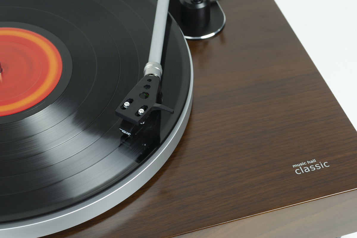 Music Hall Classic Turntable - Close Up