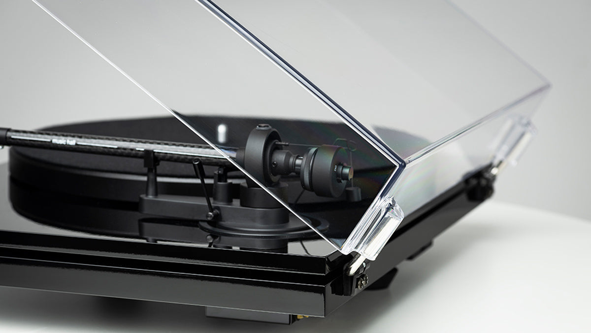 Music Hall MMF-3.3 Turntable - Close Up