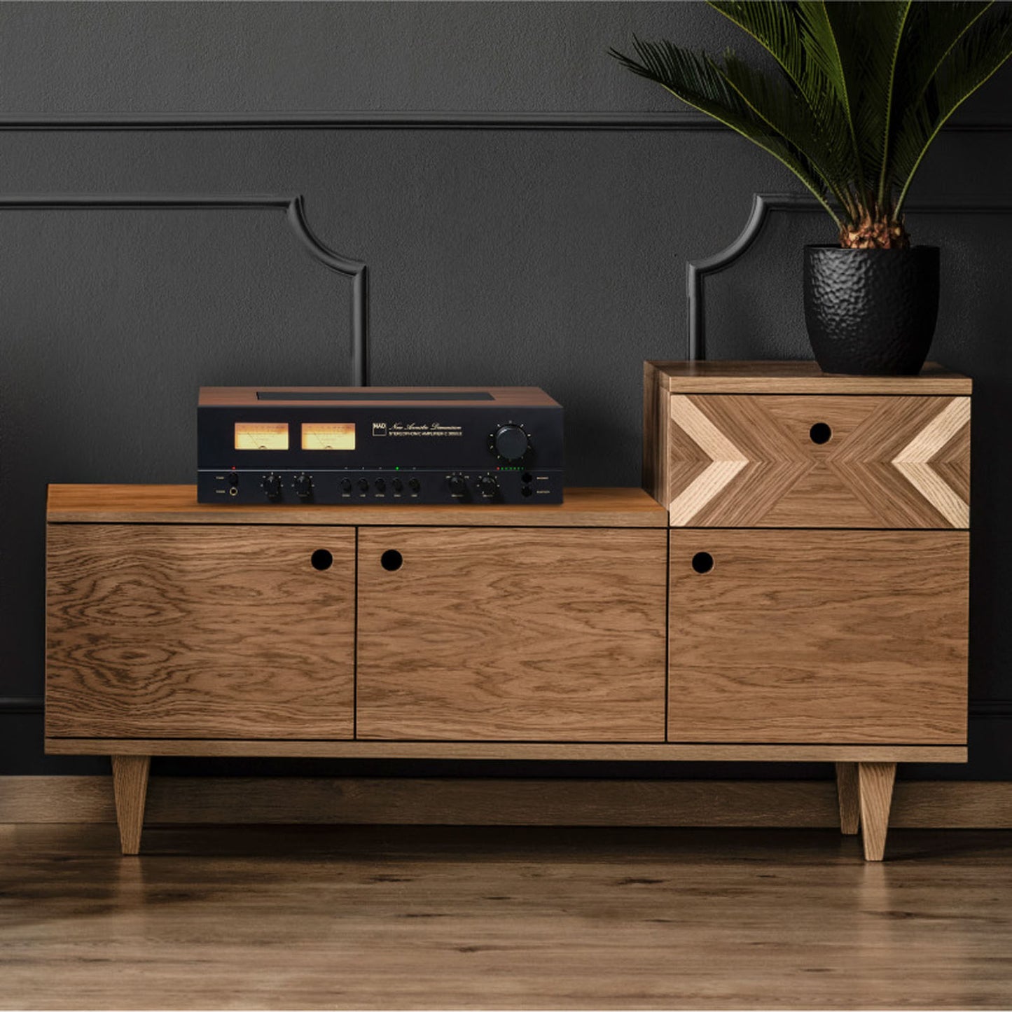 NAD C 3050 LE Streaming Amplifier - Built-in BluOS Streaming Technology