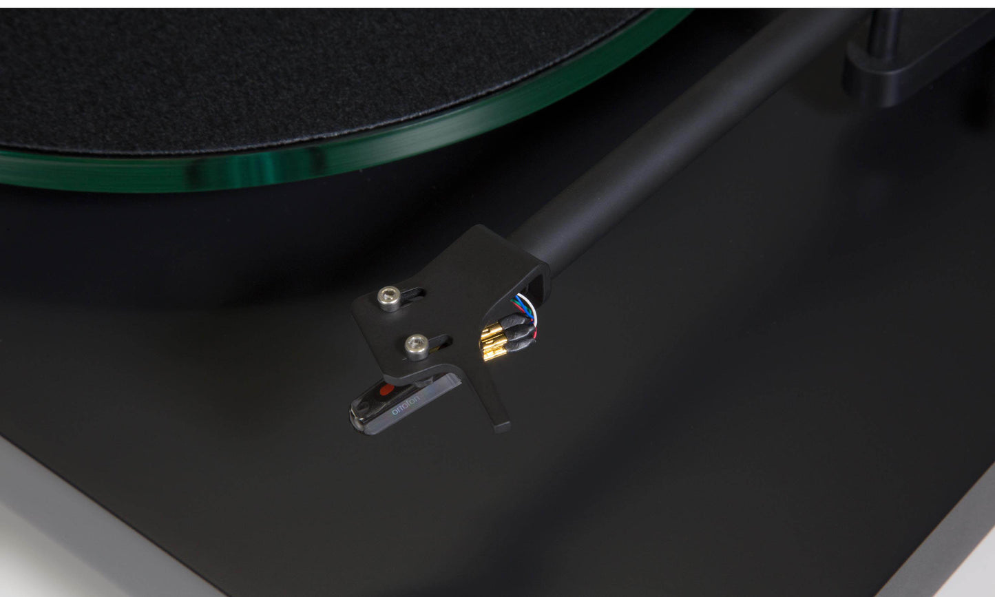 NAD C558 Turntable