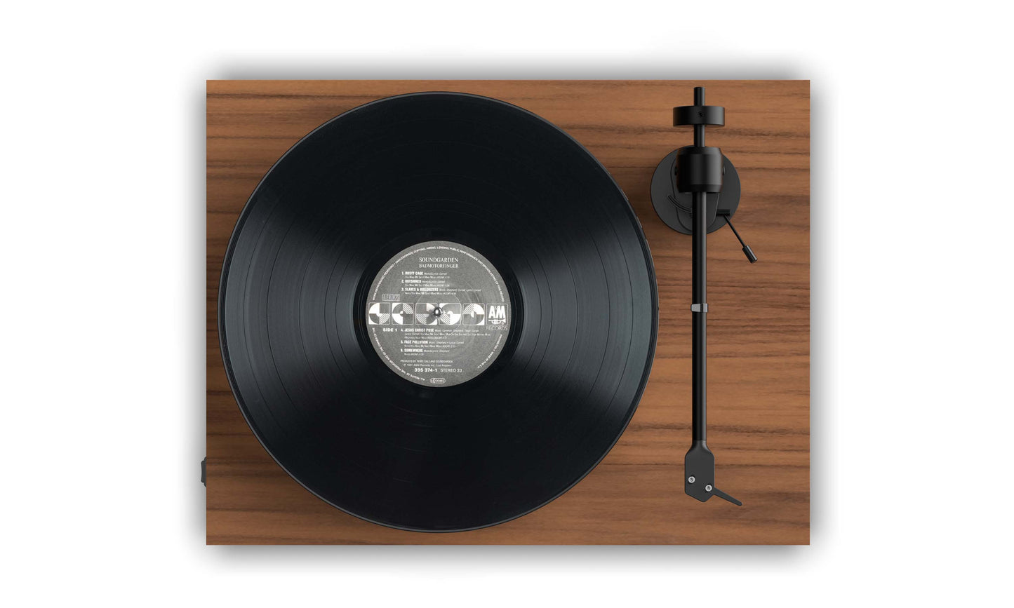 Pro-Ject E1 BT Turntable
