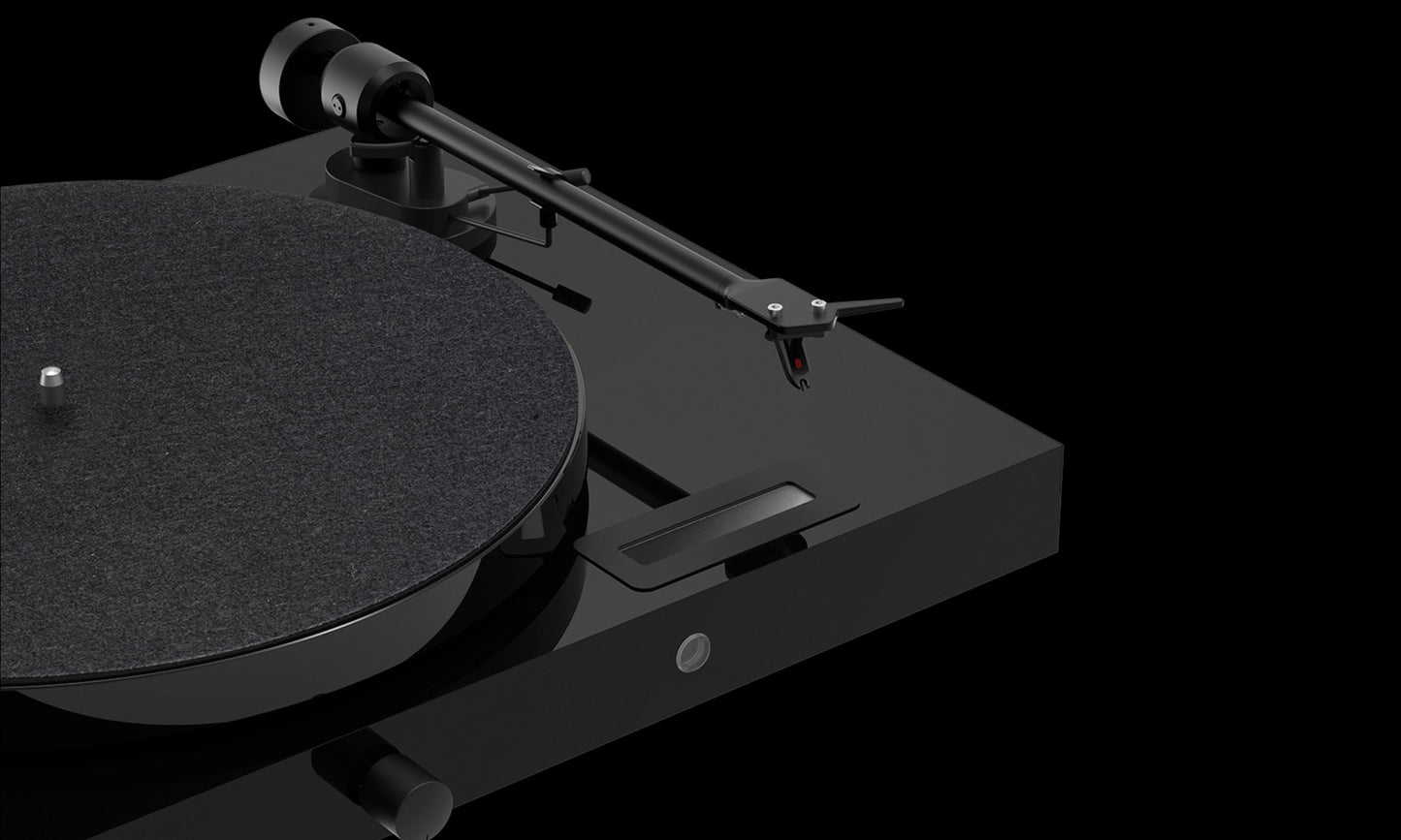 Pro-Ject Juke Box E1 All-In-One Turntable