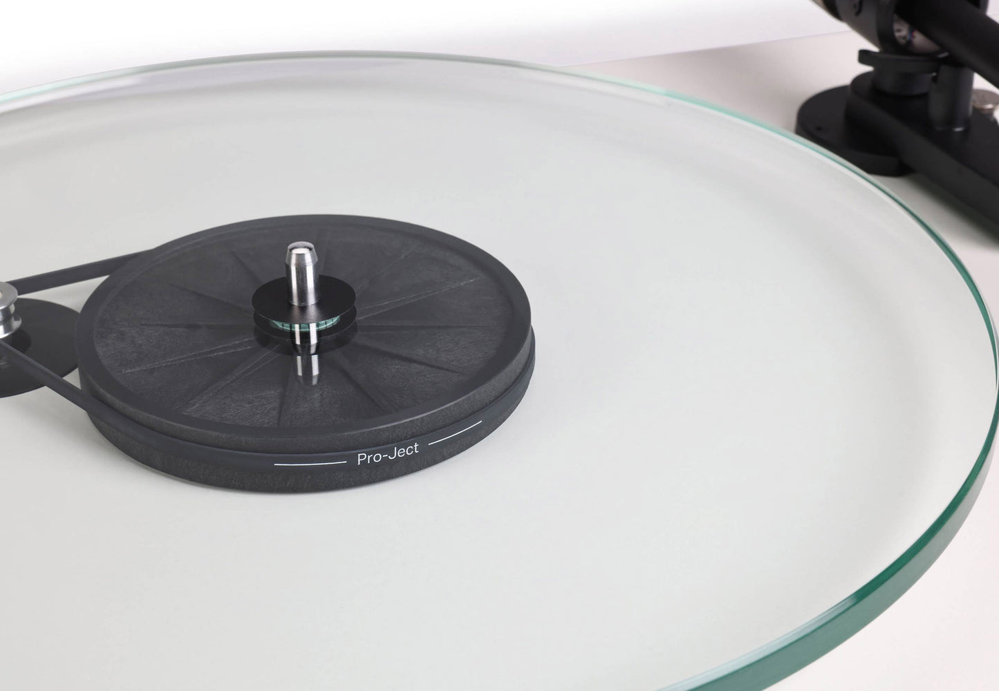 Pro-Ject T2 Turntable