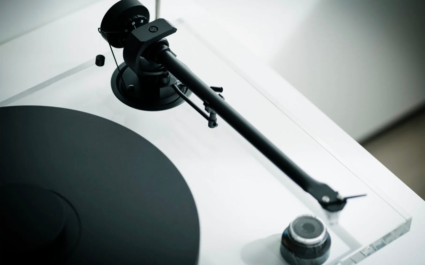 ProJect XA B Turntable - Premium 10" Aluminium Tonearm