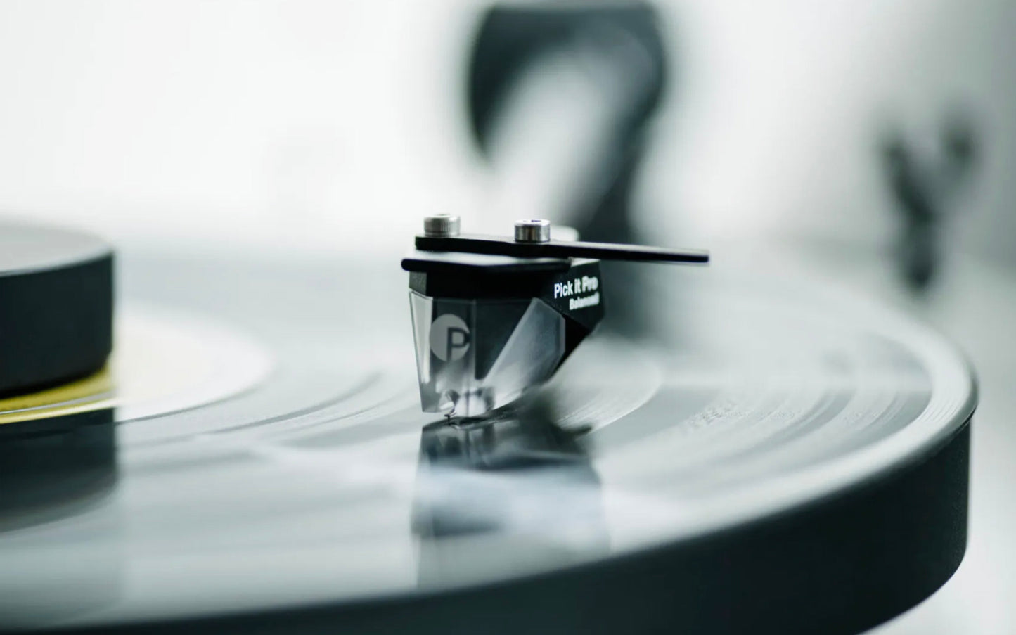 ProJect XA B Turntable with Pick It Pro Cartridge