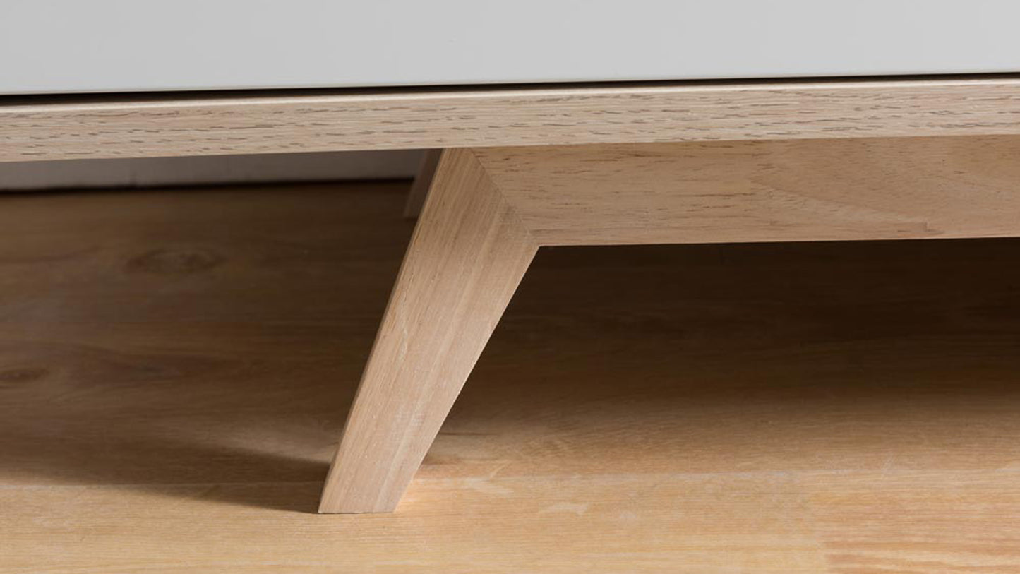 Tauris Nova 2000 Lowline TV Cabinet