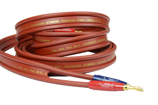 This Van den Hul Magnum Hybrid centre speaker cable is supplied and fitted with Van den Hul Berri Bus connectors