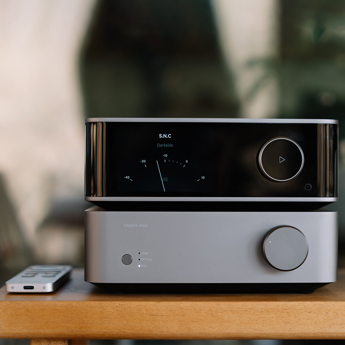 WiiM Ultra Vibelink Streaming Amplifier Combo - Lifestyle