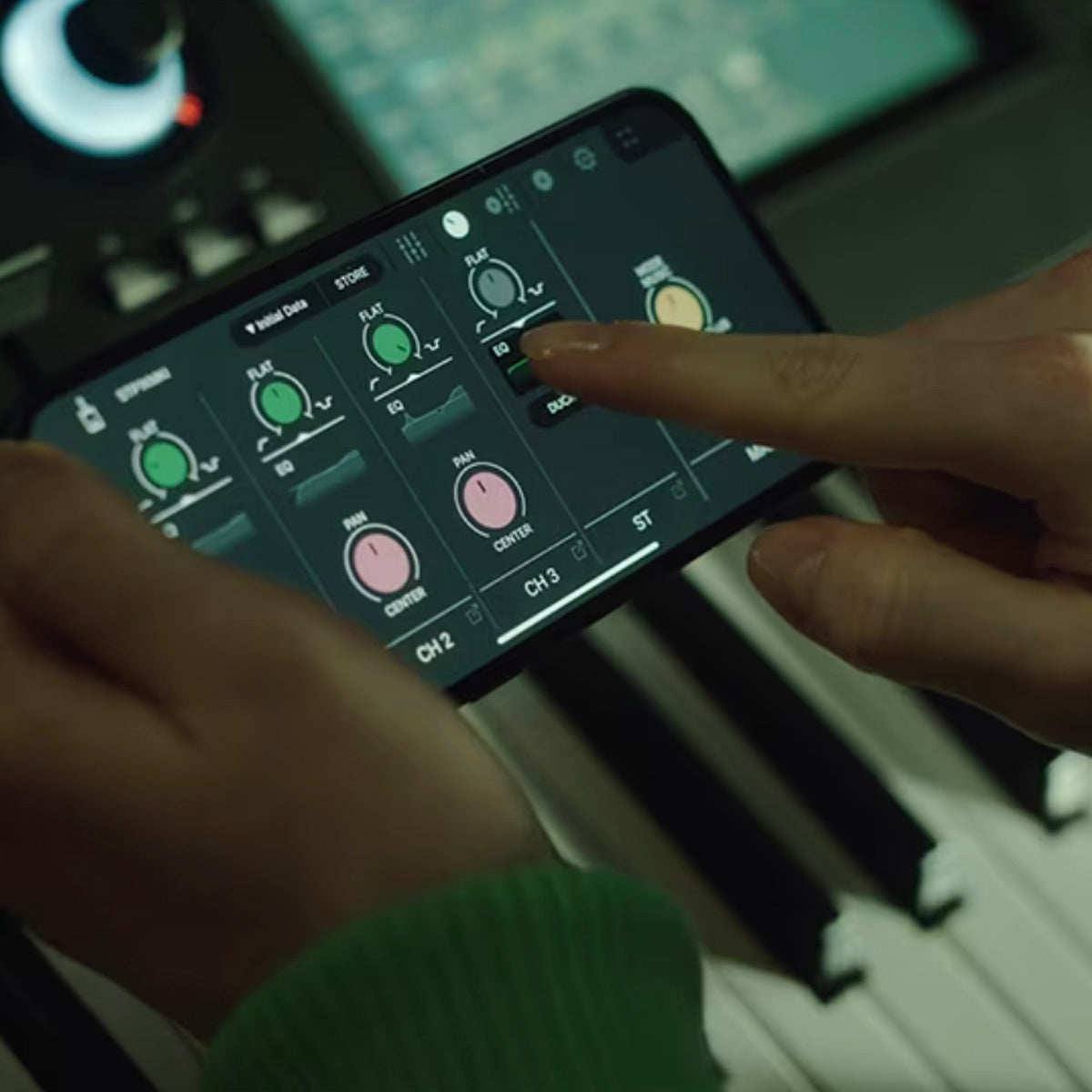 Yamaha STAGEPAS 200 Portable Powered Speaker - App Control