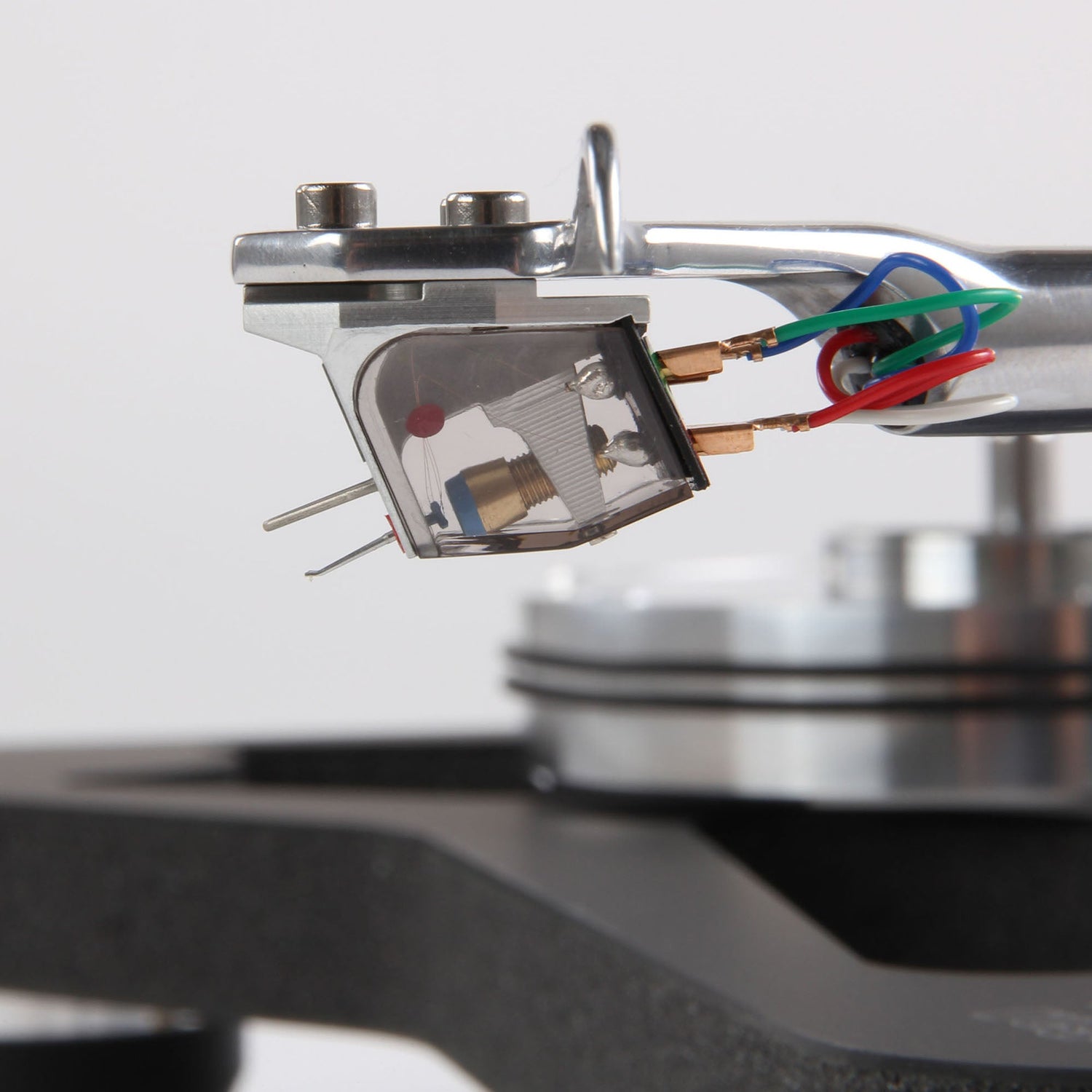 Phono Cartridge on headshell
