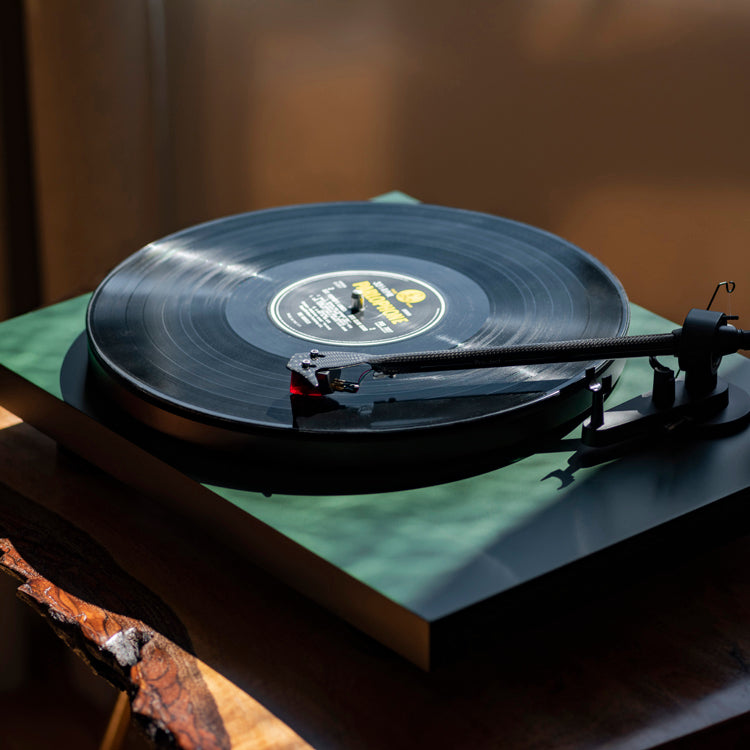 green turntable