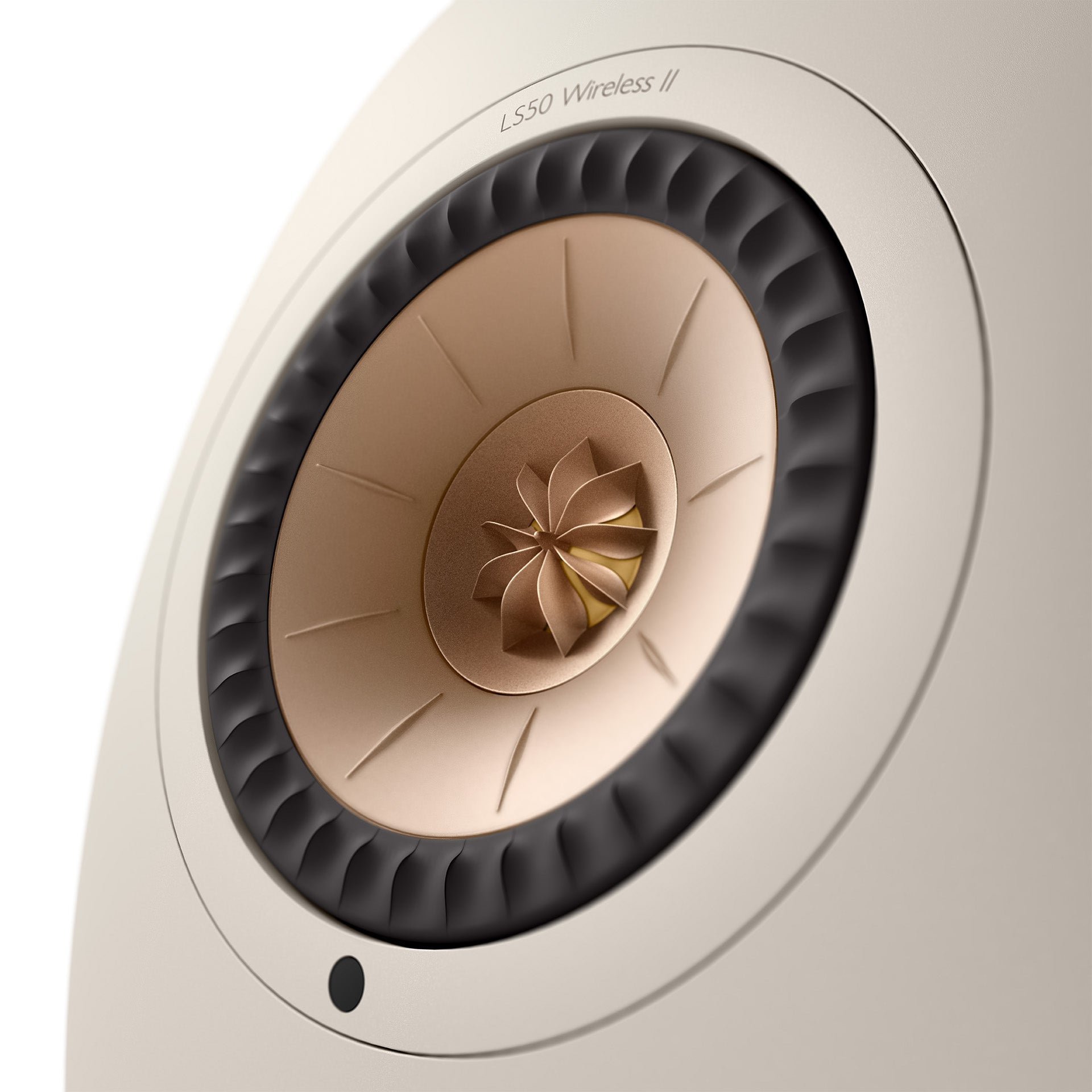 KEF LS50 Meta Sand Shell close up