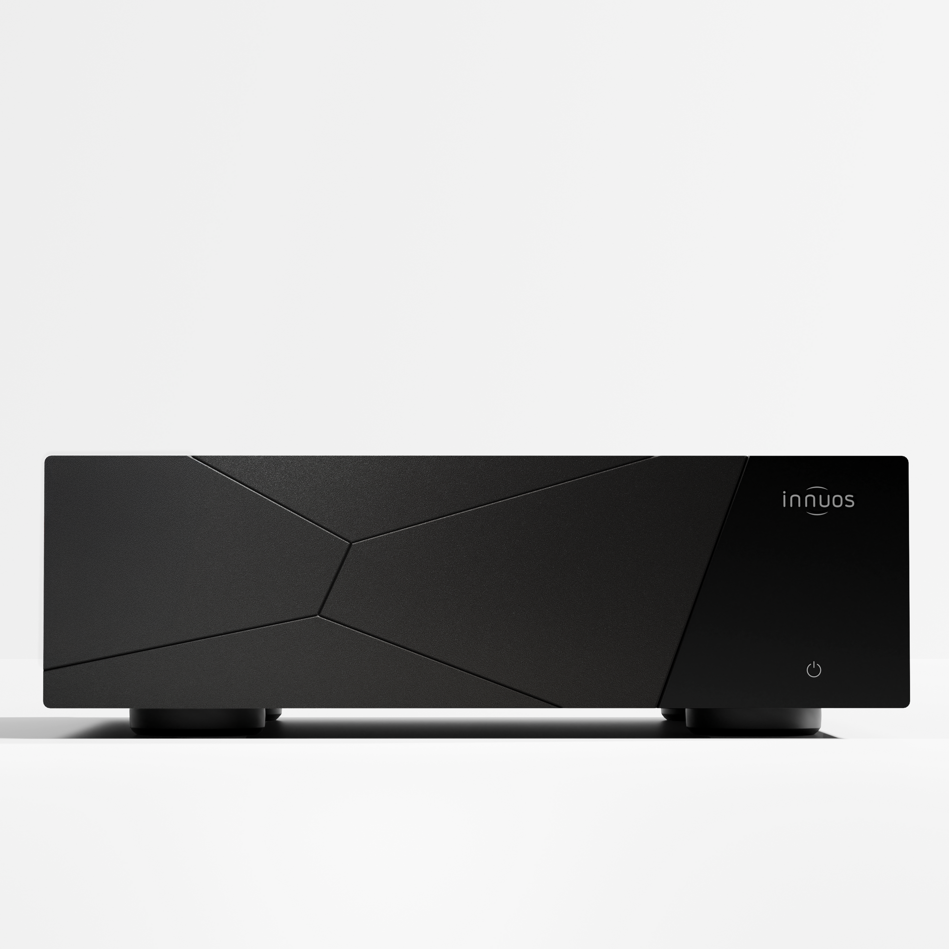 Front view of Innuos STREAM1 Music Streamer/Server