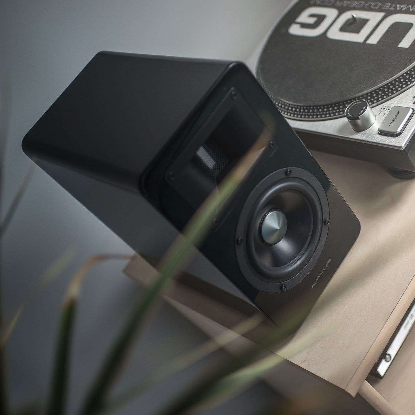 Airpulse A100 Active Speakers