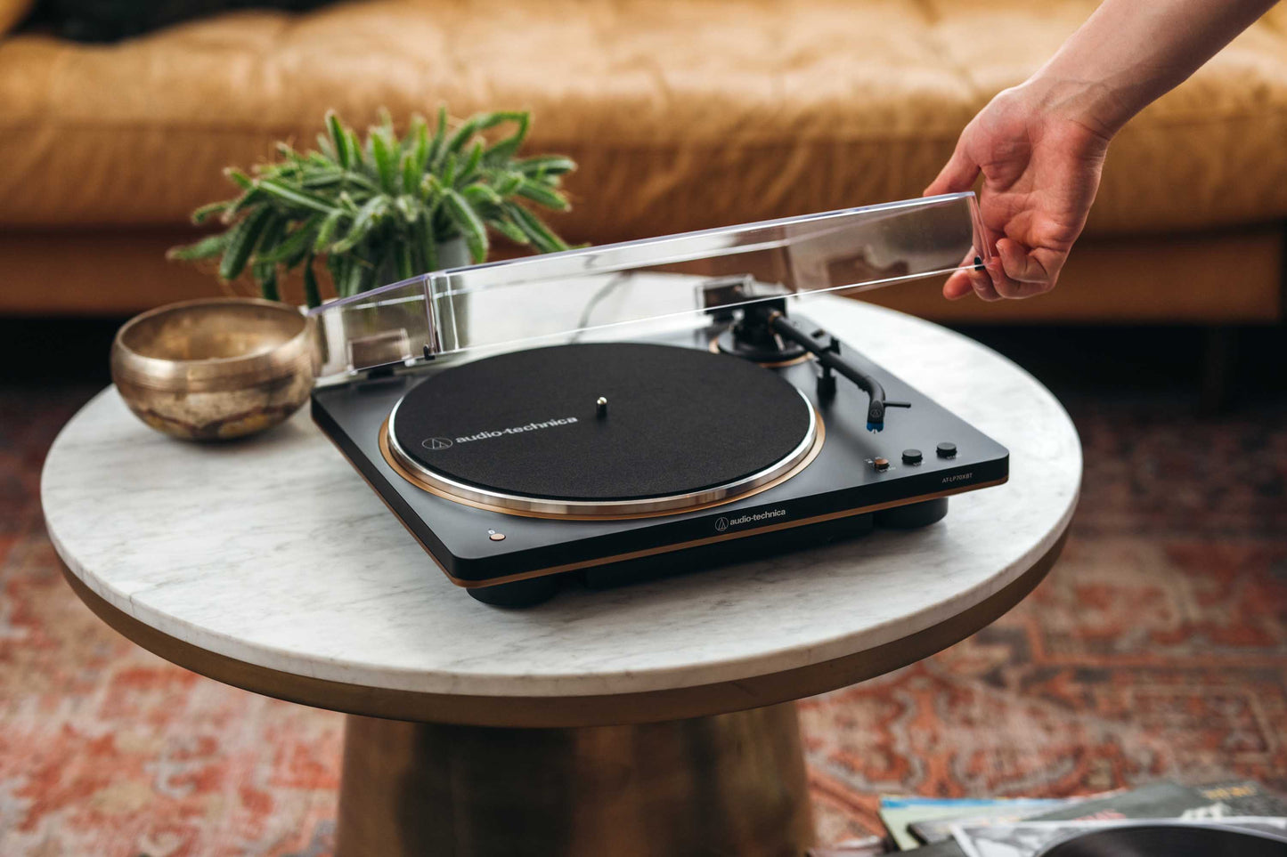 Audio Technica AT-LP70XBT Bluetooth Turntable