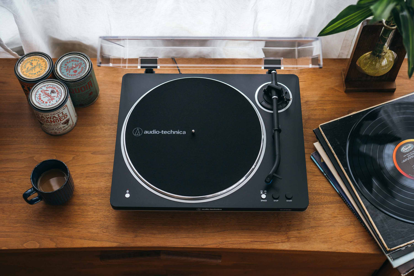 Audio Technica AT-LP70XBT Bluetooth Turntable