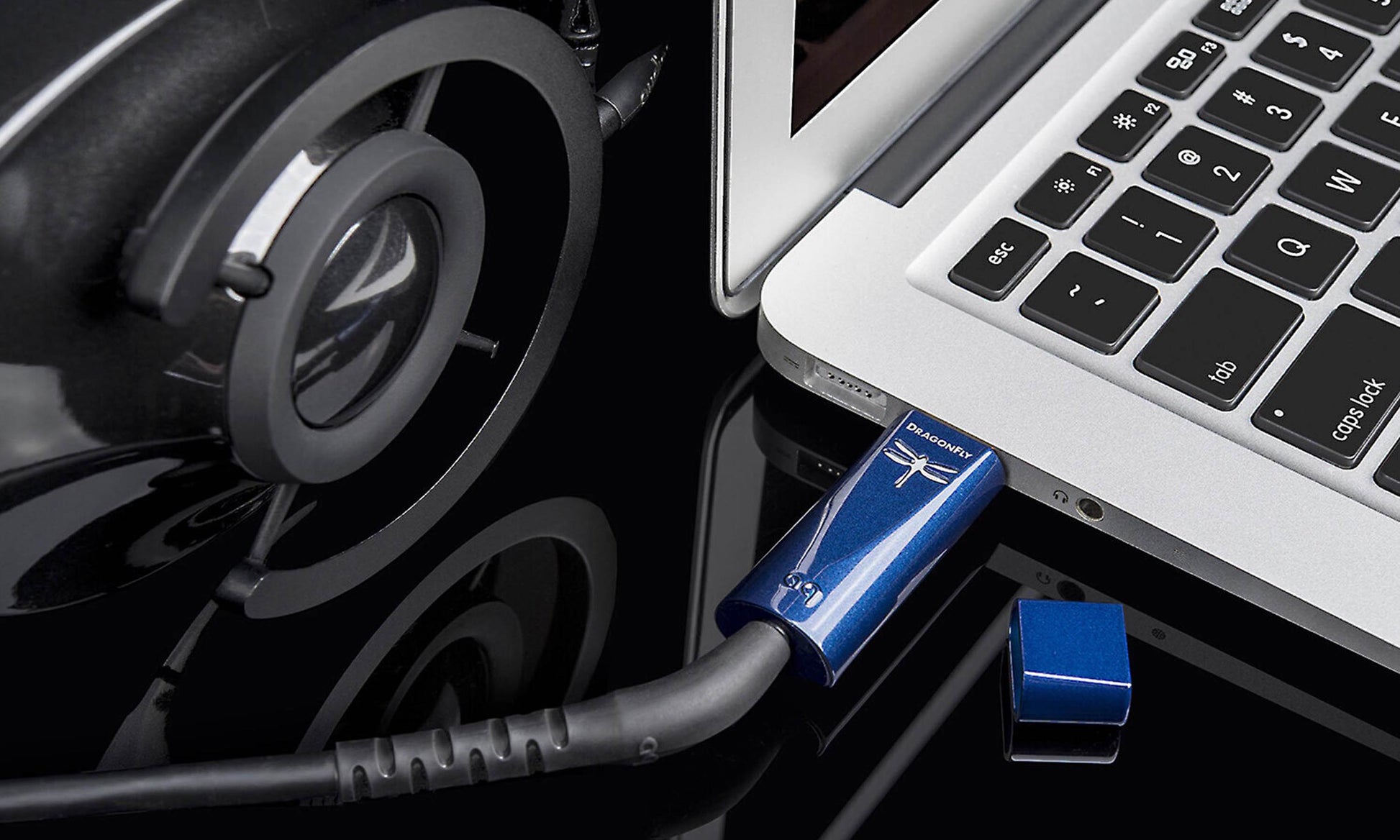 AudioQuest DragonFly Cobalt Portable USB DAC - Connects to a Laptop and headphones (both sold separately)