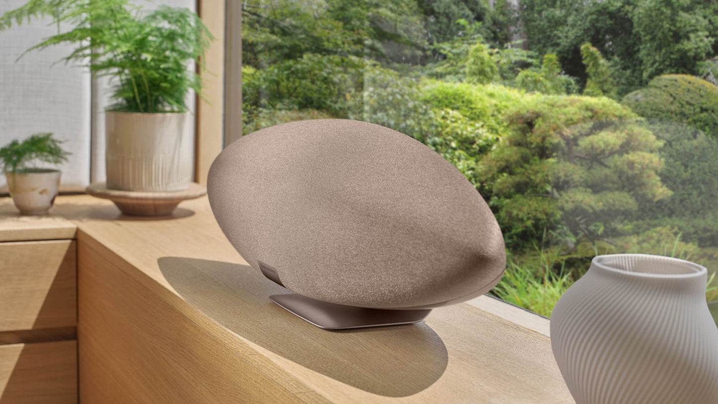 Bowers & Wilkins Zeppelin Pro Edition Streaming System