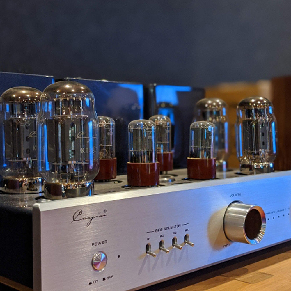 Cayin Amplifier close up