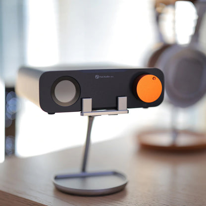 Fosi Audio ZD3 Desktop DAC Preamp on stand