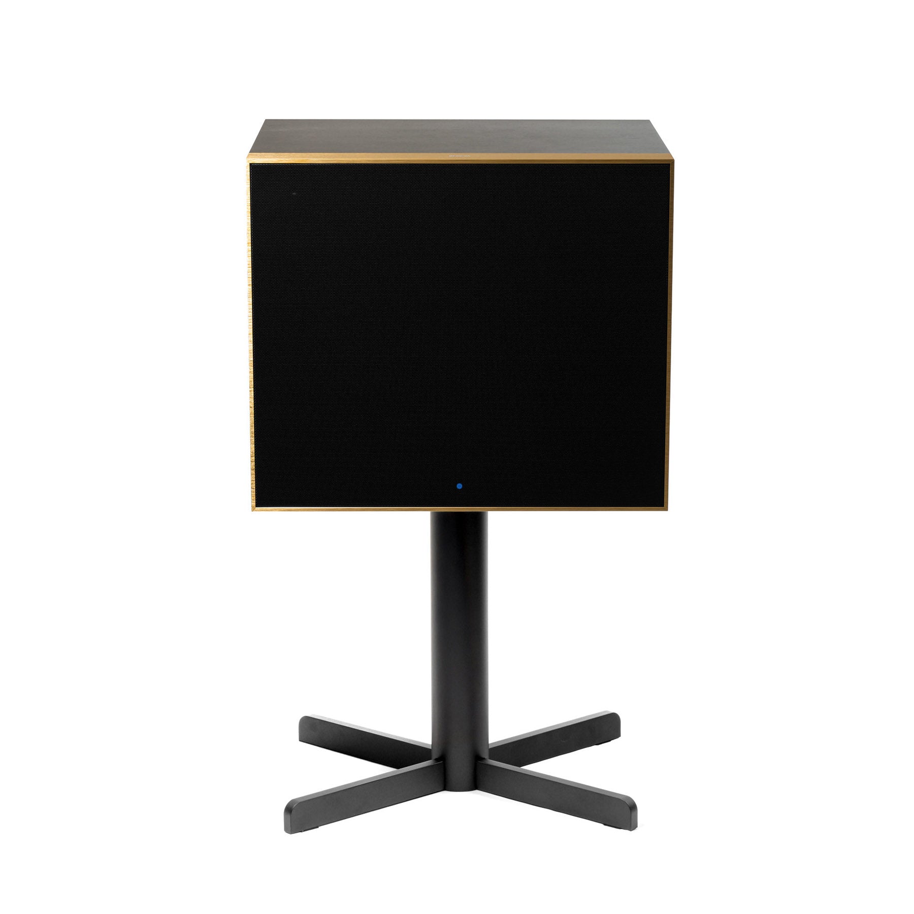 Front view of black Geneva DeCon/XL Speaker on white background