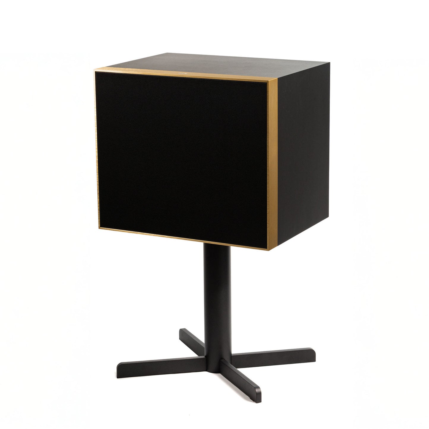 Black Geneva DeCon/XL Speaker on white background