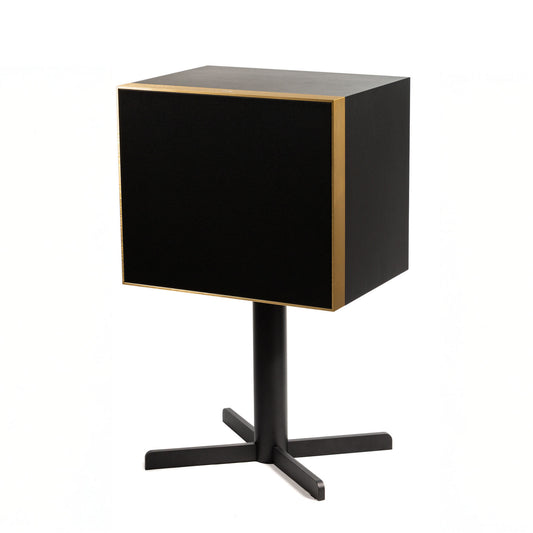 Black Geneva DeCon/XL Speaker on white background