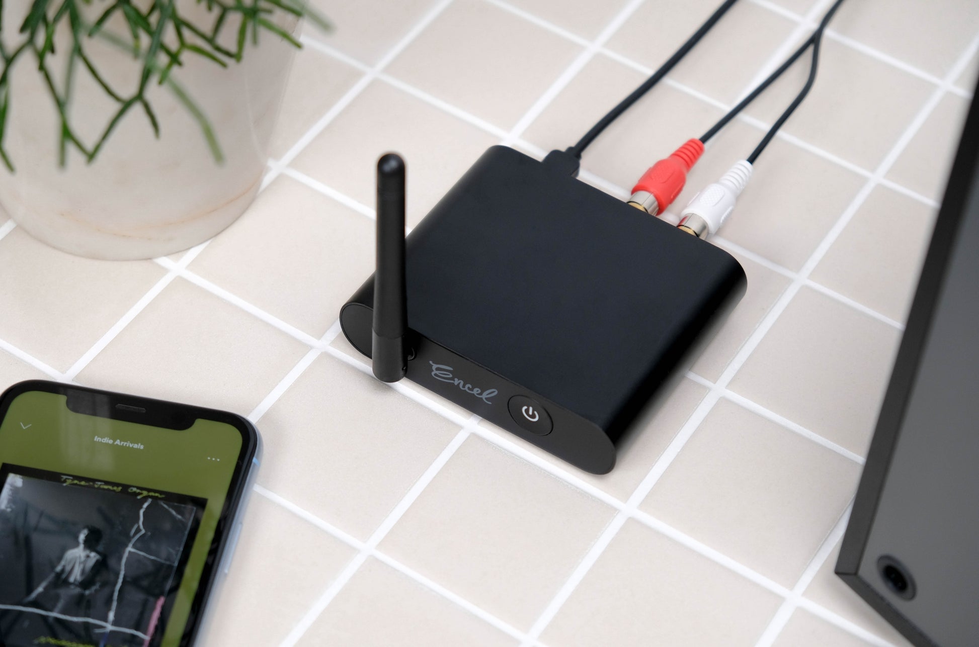 Encel Harald V2 Bluetooth Receiver - Lifestyle