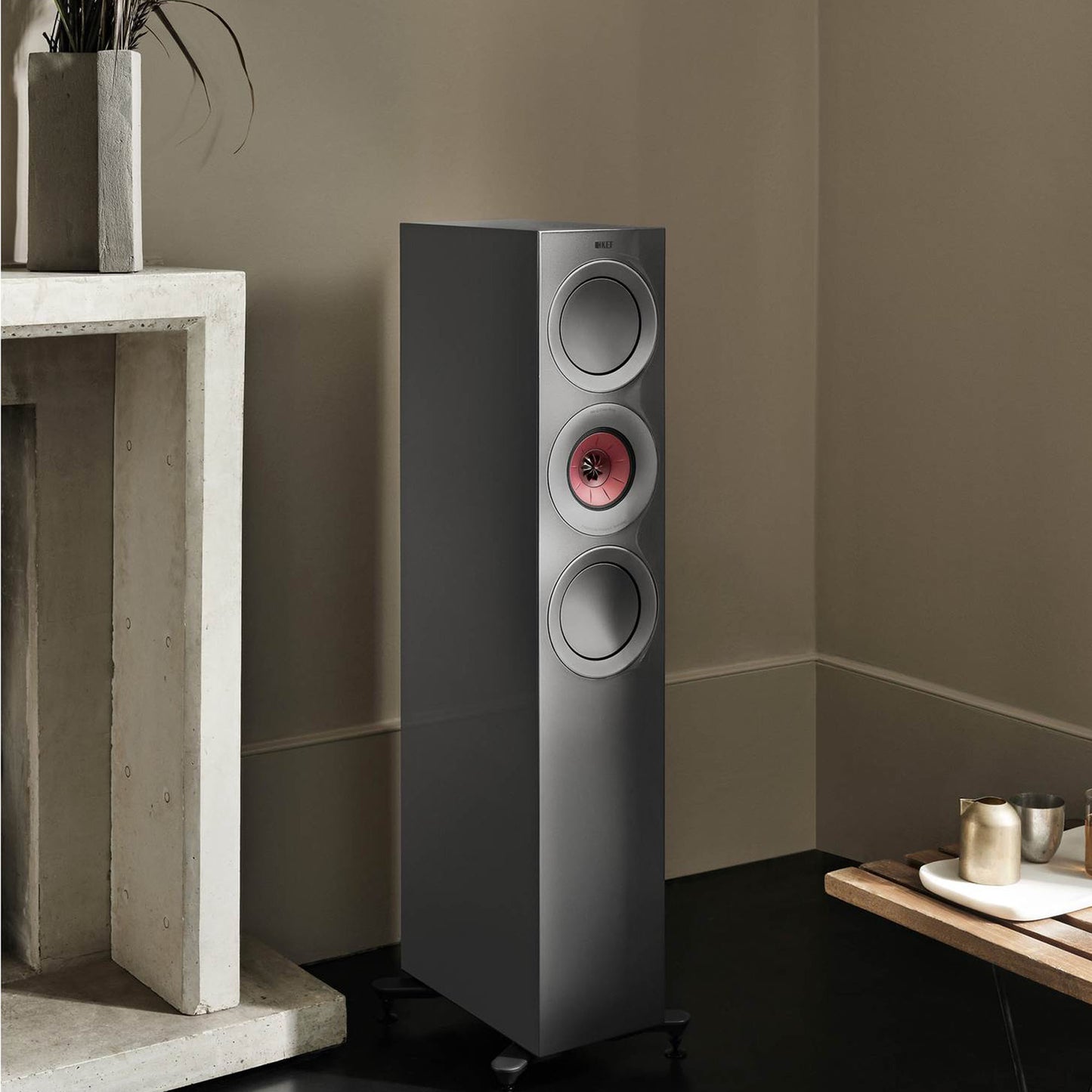 KEF R7 Meta Speakers