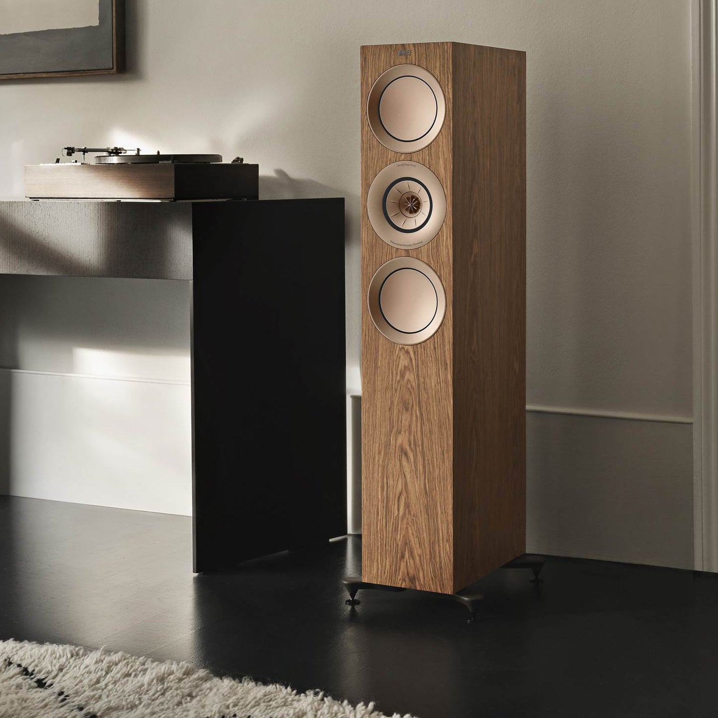 KEF R7 Meta Speakers