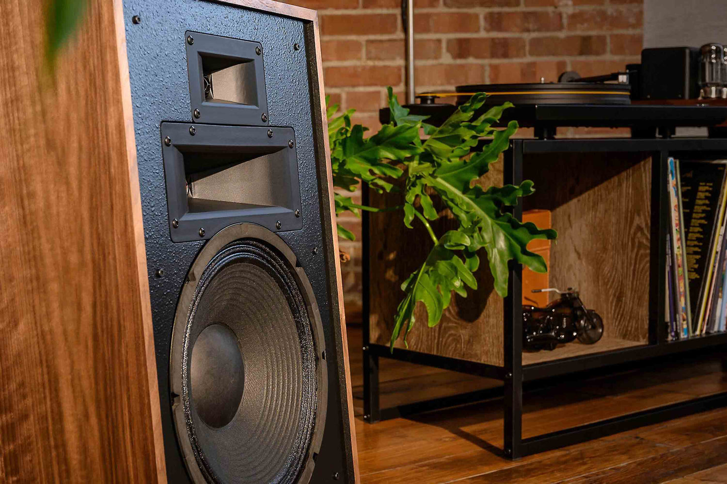 Klipsch Heritage Heresy IV Speakers