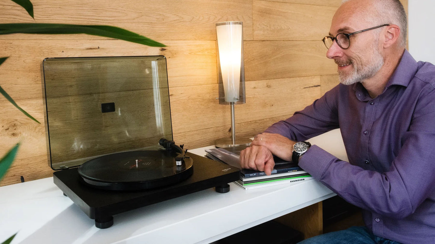 Lenco L-30 Turntable