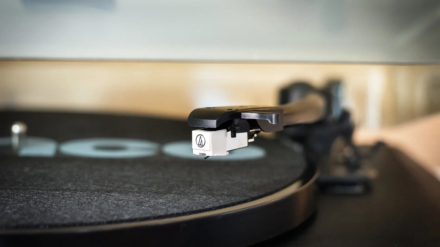 Lenco L-30 Turntable