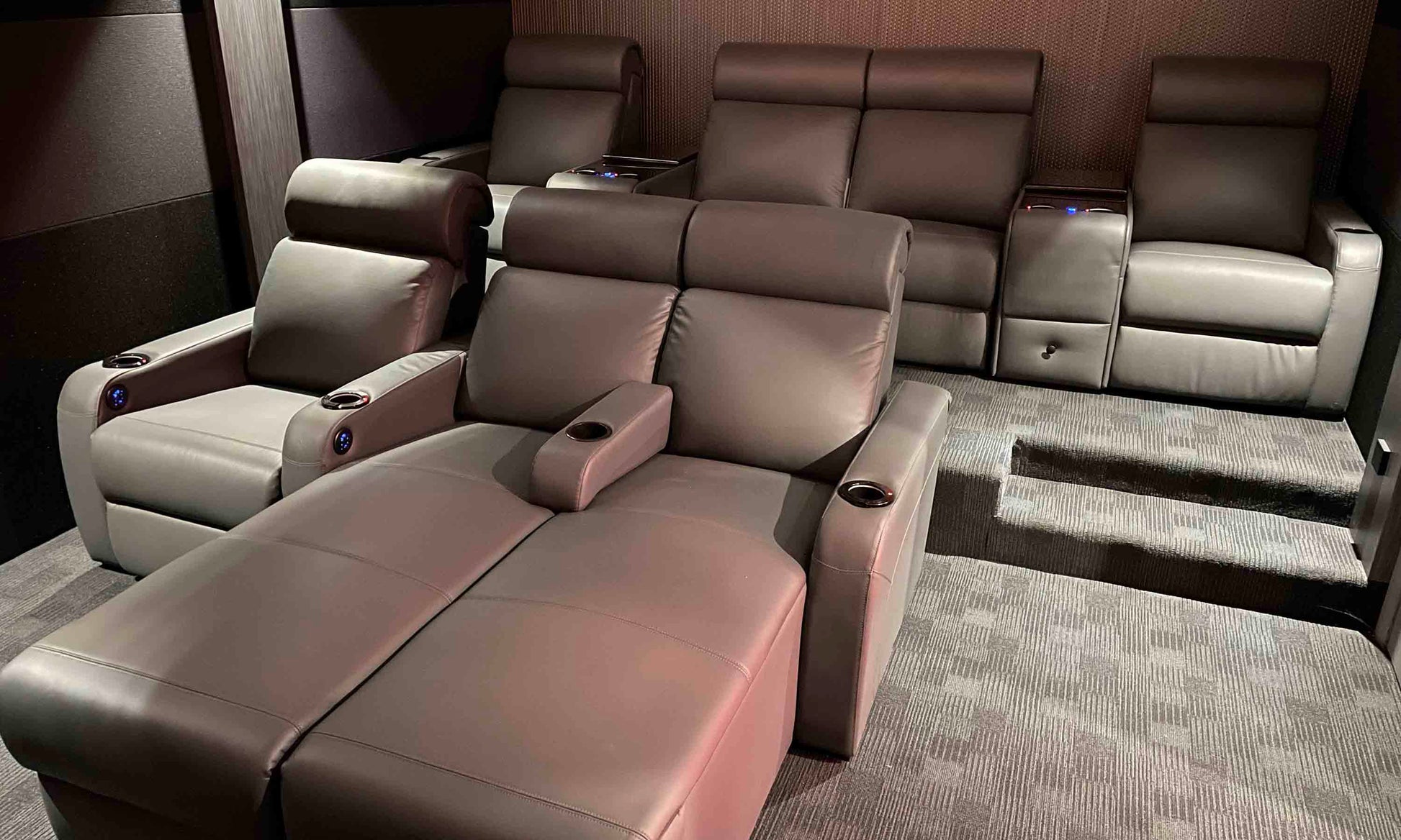 New Yorker Pro Luxe Home Cinema Seating