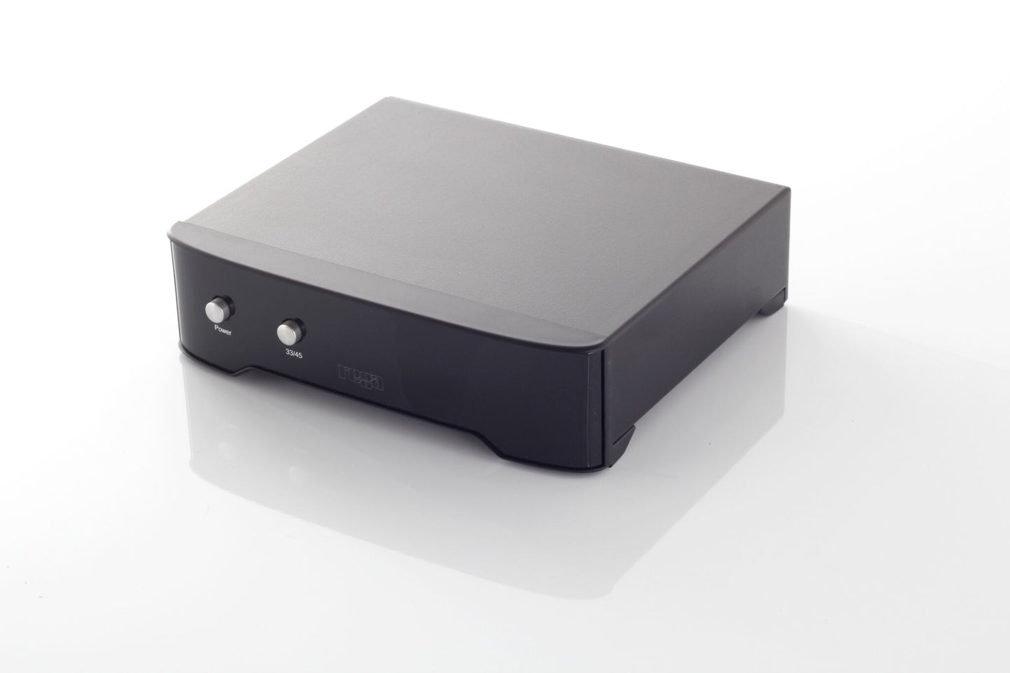 Rega Planar 6 Turntable