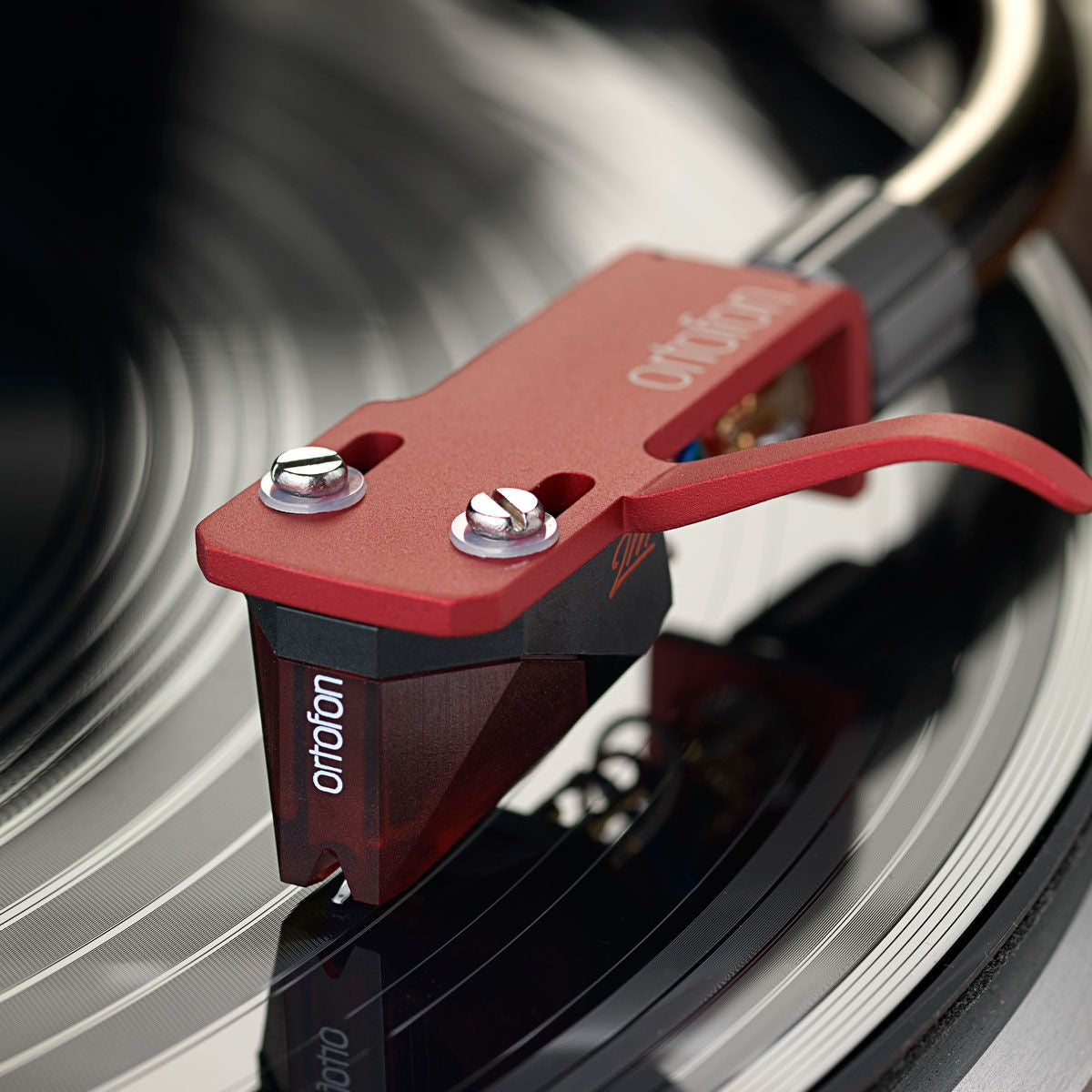 Ortofon 2M Red Moving Magnet Cartridge