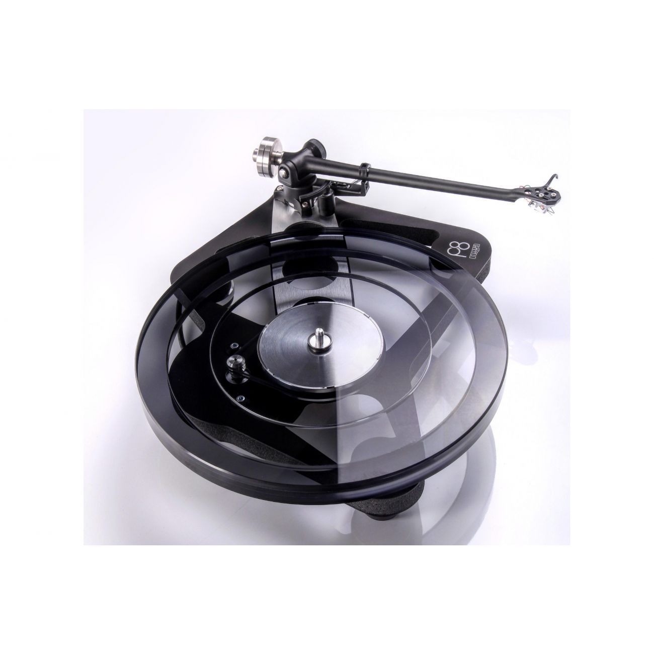 Rega Planar 8 Turntable
